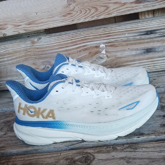 Hoka Clifton 9 White and Blue Sneakers with Gold Logo - Picture 3 of 14